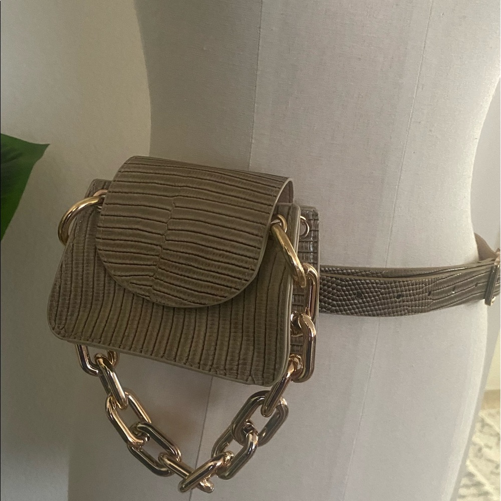 Taupe Interchangable Coin Belt/ Mini Purse with Chain - Picture 14 of 16